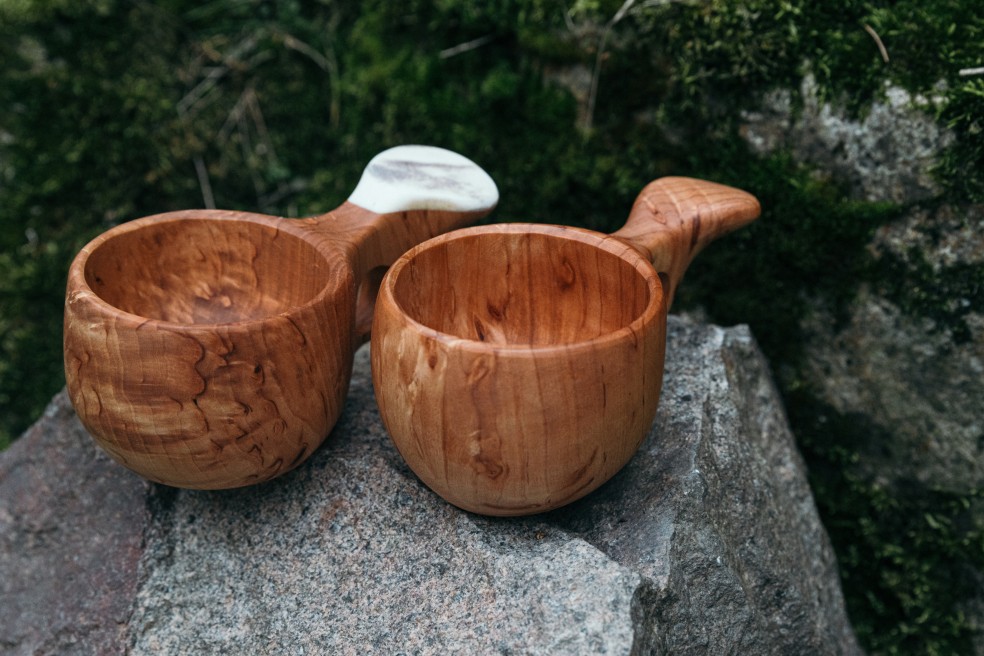 Finnische Outdoor Holztassen im Vergleich Draißen