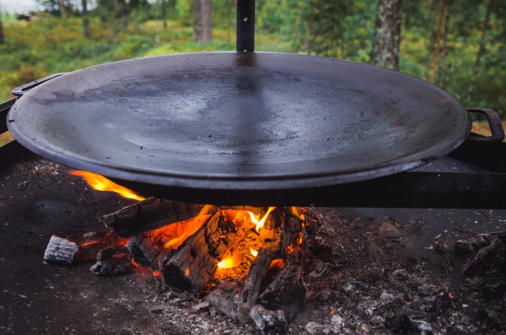 Muurikka 58 Grillschale / Grillpfanne nach der 2.Verwendung auf dem Tundra Grill