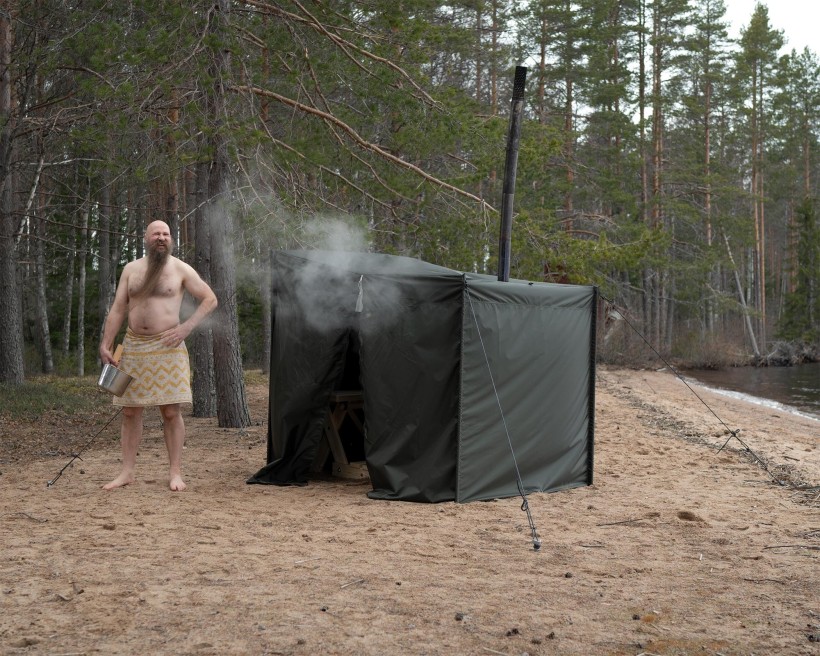 Savotta hiisi 2 Sauna zelt.jpg