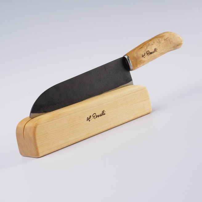 das japanische Küchenmesser R710 im Holzblock