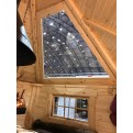 Dachfenster aus Isoglas in der Grillkota 12 m²